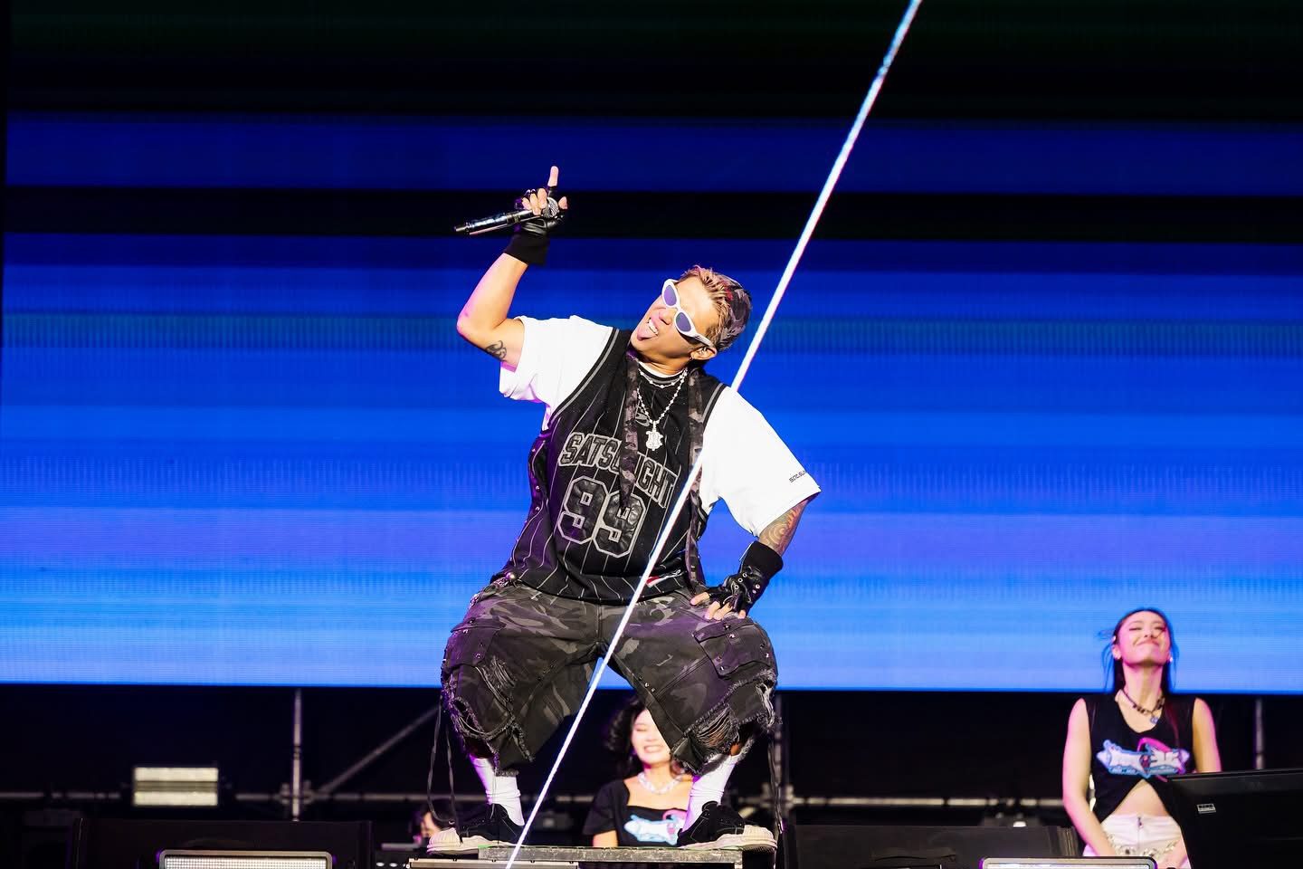 《玖壹壹南北貳路音樂節》天團玖壹壹震撼開唱 粉絲擠爆台中水湳 《玖壹壹南北貳路音樂節》天團玖壹壹震撼開唱 粉絲擠爆台中水湳