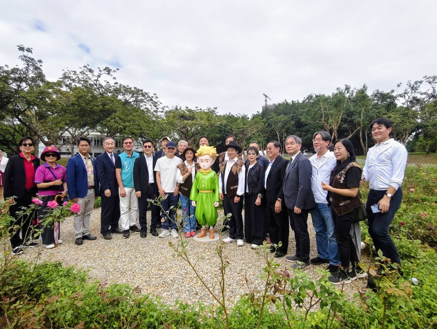 東海「牛奶節」與「玫瑰園」 地方創新與教育經濟深層辯證