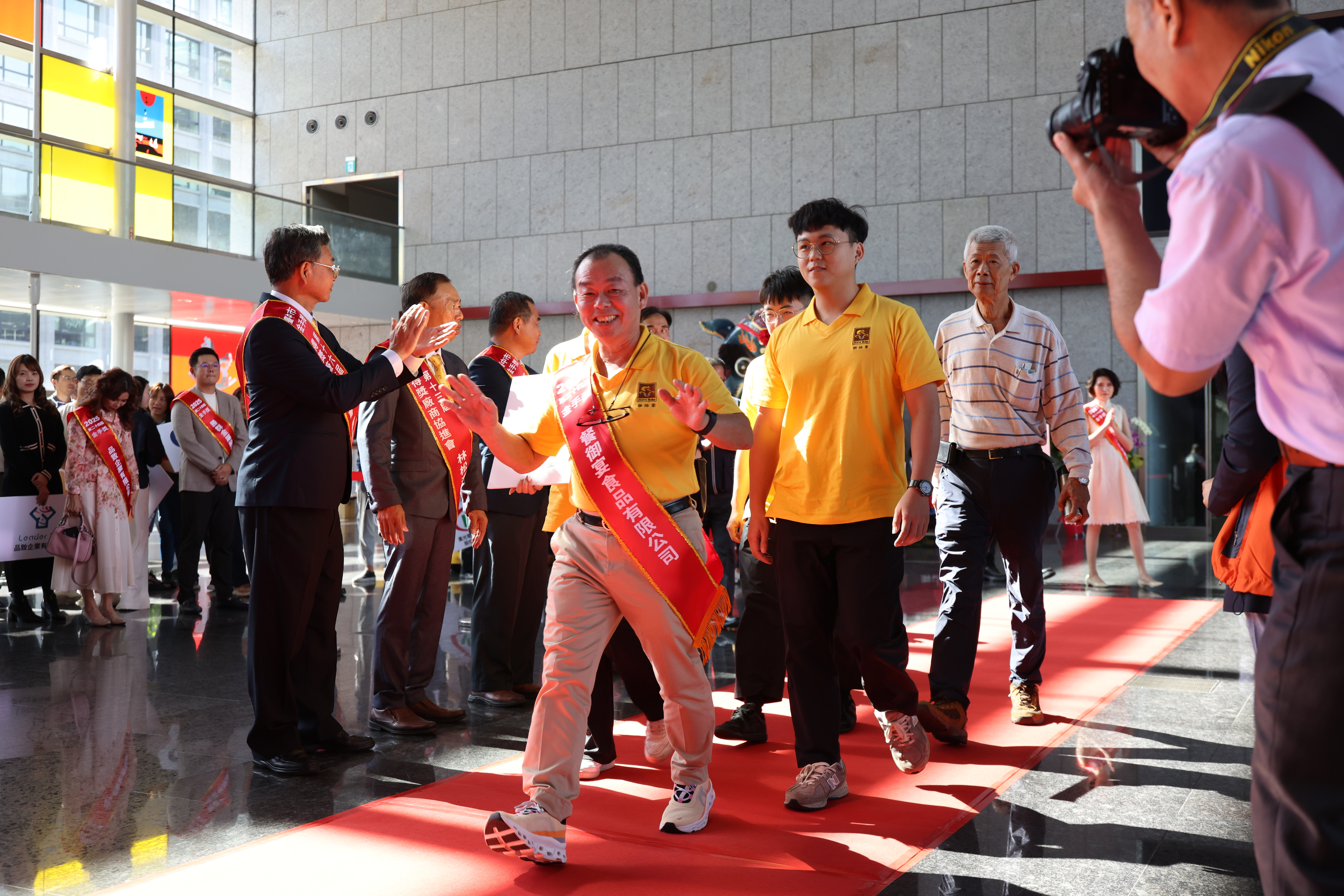 中小企業成長極限與永續挑戰 ? 「臺灣經濟界奧斯卡獎」隱憂多 中小企業成長極限與永續挑戰 ? 「臺灣經濟界奧斯卡獎」隱憂多