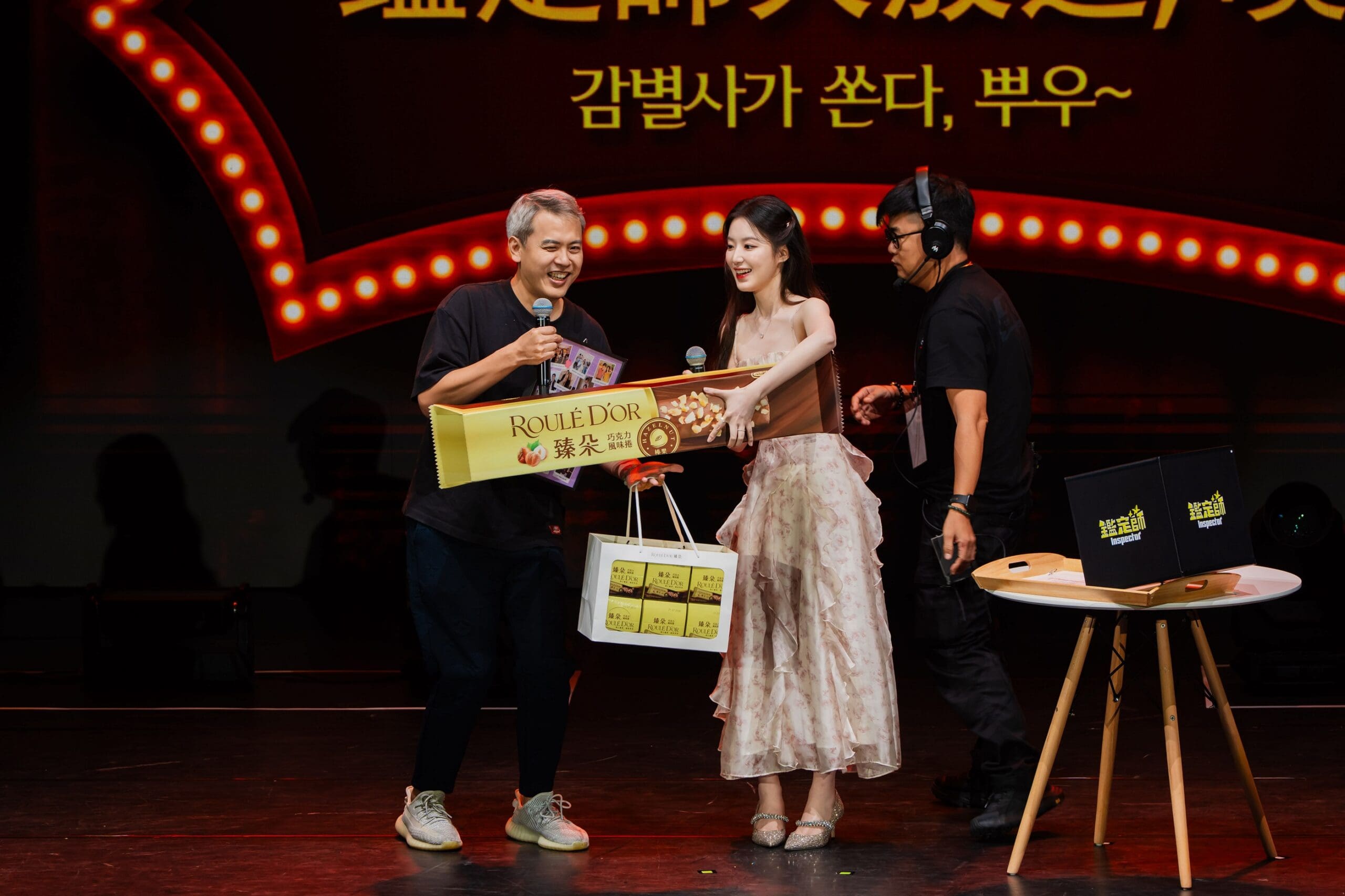 《鑑定師》舒華辦首場個人見面會 親手準備簽名禮與甜蜜蛋捲傳遞暖心祝福 《鑑定師》舒華辦首場個人見面會 親手準備簽名禮與甜蜜蛋捲傳遞暖心祝福