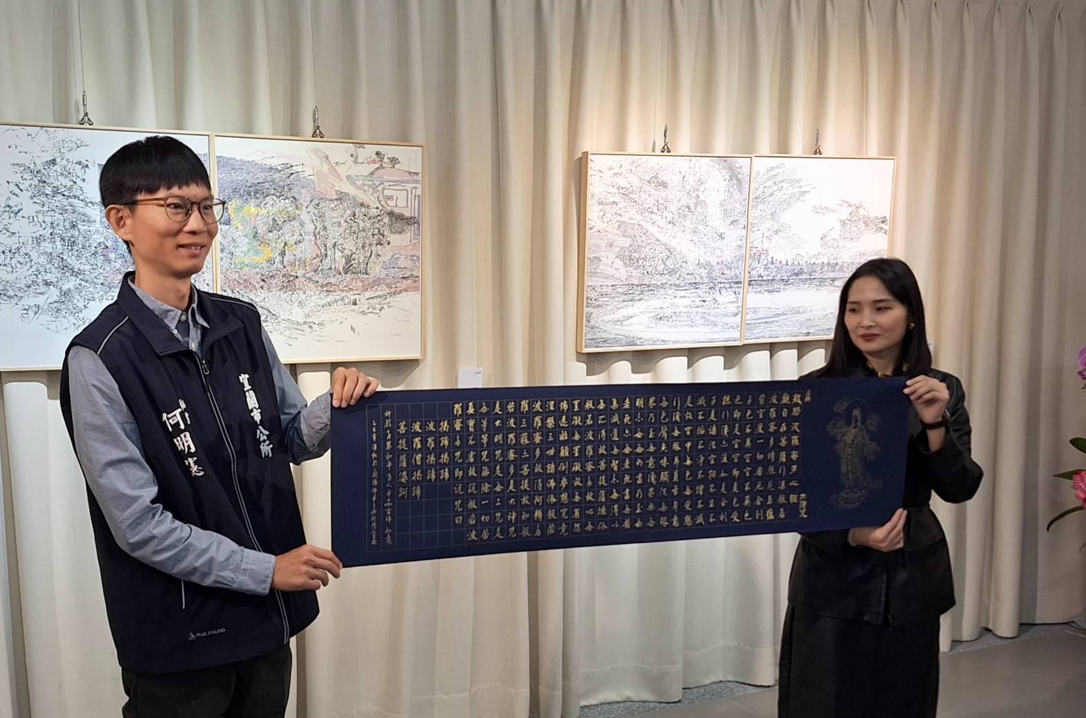 華梵大學助理教授吳軒慧當代書畫個展 宜蘭市圖開幕茶會僧俗雲集 華梵大學助理教授吳軒慧當代書畫個展 宜蘭市圖開幕茶會僧俗雲集