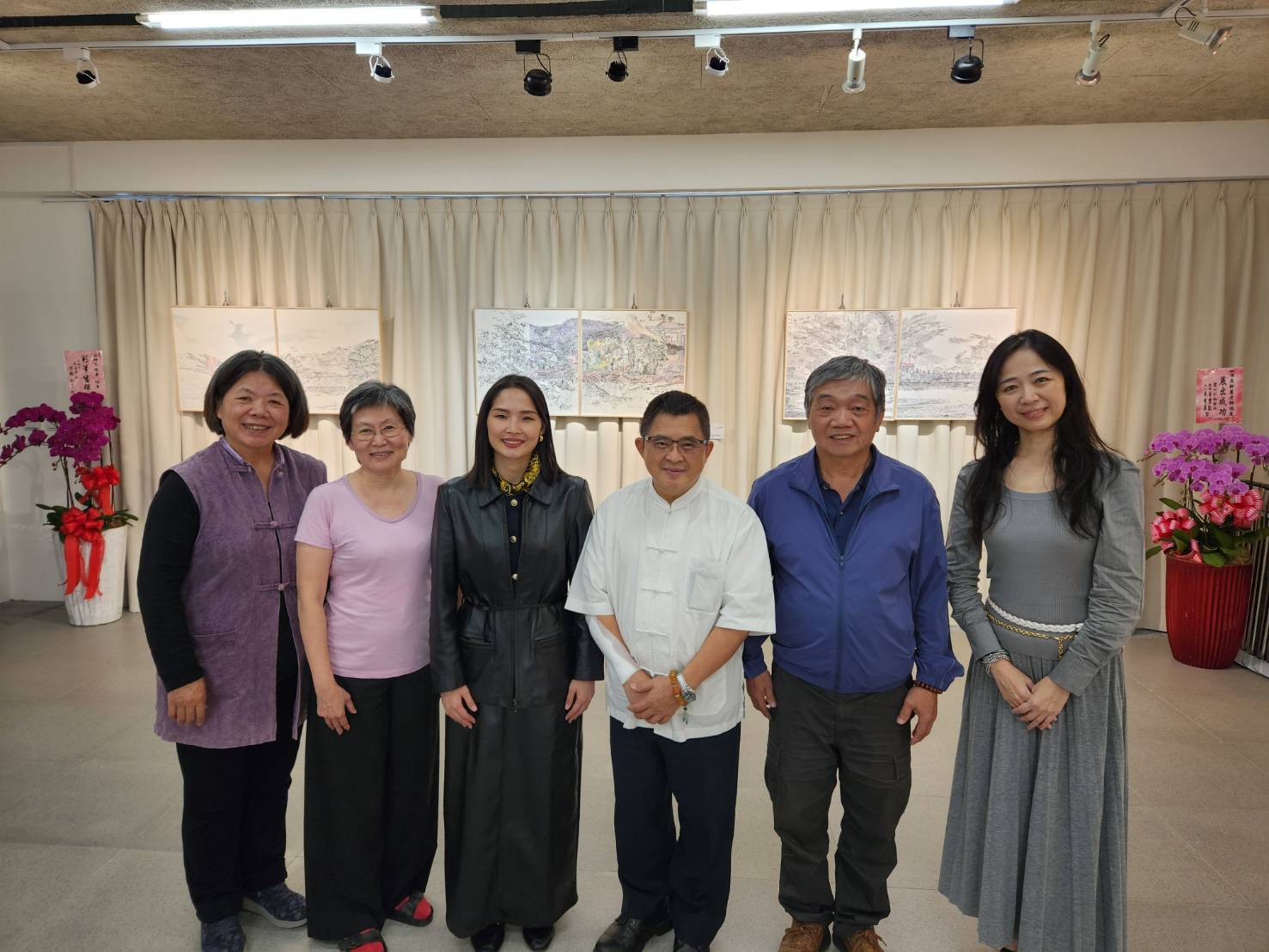 華梵大學助理教授吳軒慧當代書畫個展 宜蘭市圖開幕茶會僧俗雲集 華梵大學助理教授吳軒慧當代書畫個展 宜蘭市圖開幕茶會僧俗雲集