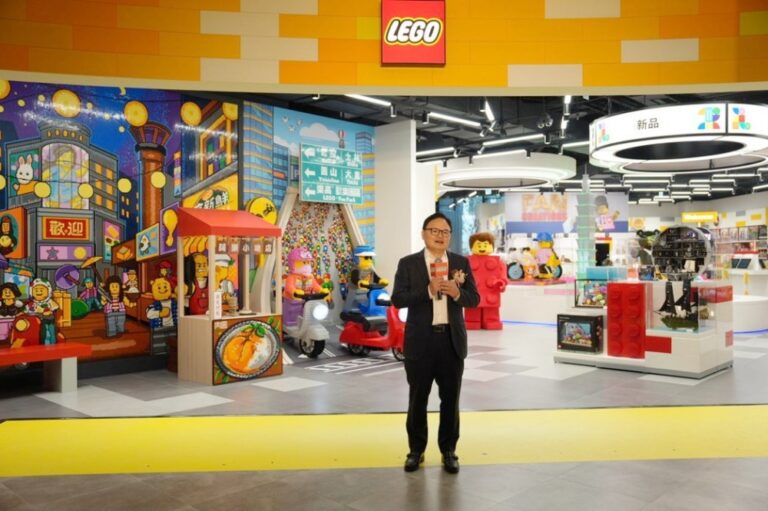 台灣樂高全台最大授權專賣店11/29盛大開幕 樂高迷夢幻朝聖新地標