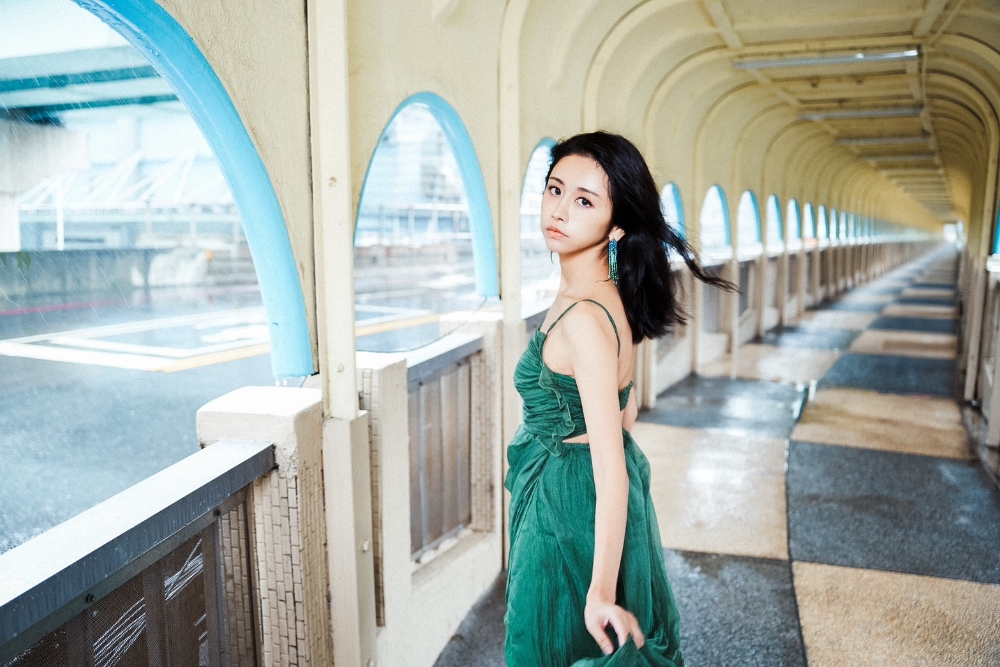 電影「女孩」重回，「舒淇橋」成亮點今日首映 被國際網紅拍攝將登時代廣場宣傳成「國際景點」