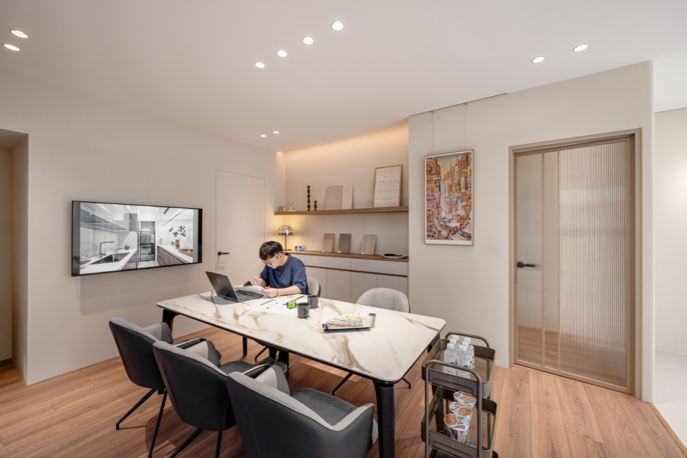 02%E6%B2%90%E6%B7%AF%E7%A9%BA%E9%96%93%E8%A8%AD%E8%A8%88%E4%BB%A5%E6%BA%AB%E6%BD%A4%E7%82%BA%E6%9C%AC%E7%82%BA%E6%96%B0%E7%AB%B9%E8%80%81%E5%B1%8B%E7%BF%BB%E6%96%B0%E8%88%87%E5%BA%97%E9%9D%A2%E8%A8%AD%E8%A8%88%E6%B3%A8%E5%85%A5%E9%9D%88%E9%AD%82