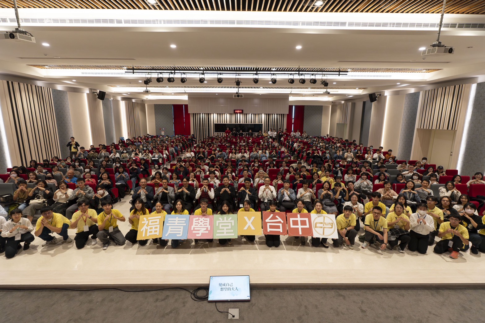 從醫師到作家 侯文詠揭青年天賦線索