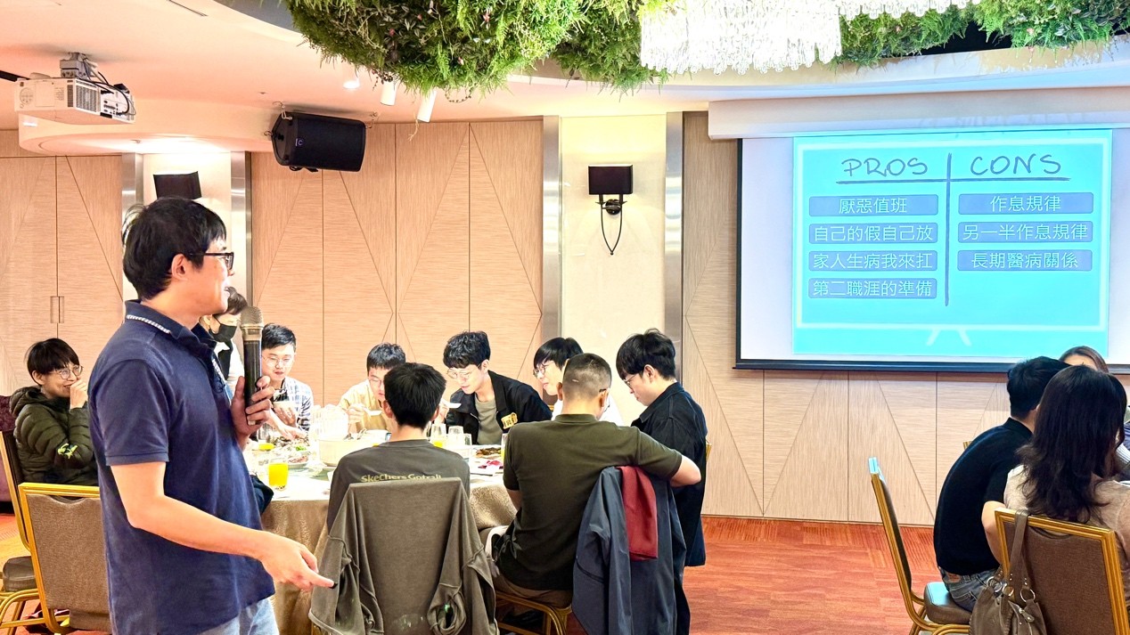 面對醫療五大皆空 臺北榮總急診攜手影響力教育基金會 以體驗式培訓打造青年醫師凝聚力 面對醫療五大皆空 臺北榮總急診攜手影響力教育基金會 以體驗式培訓打造青年醫師凝聚力