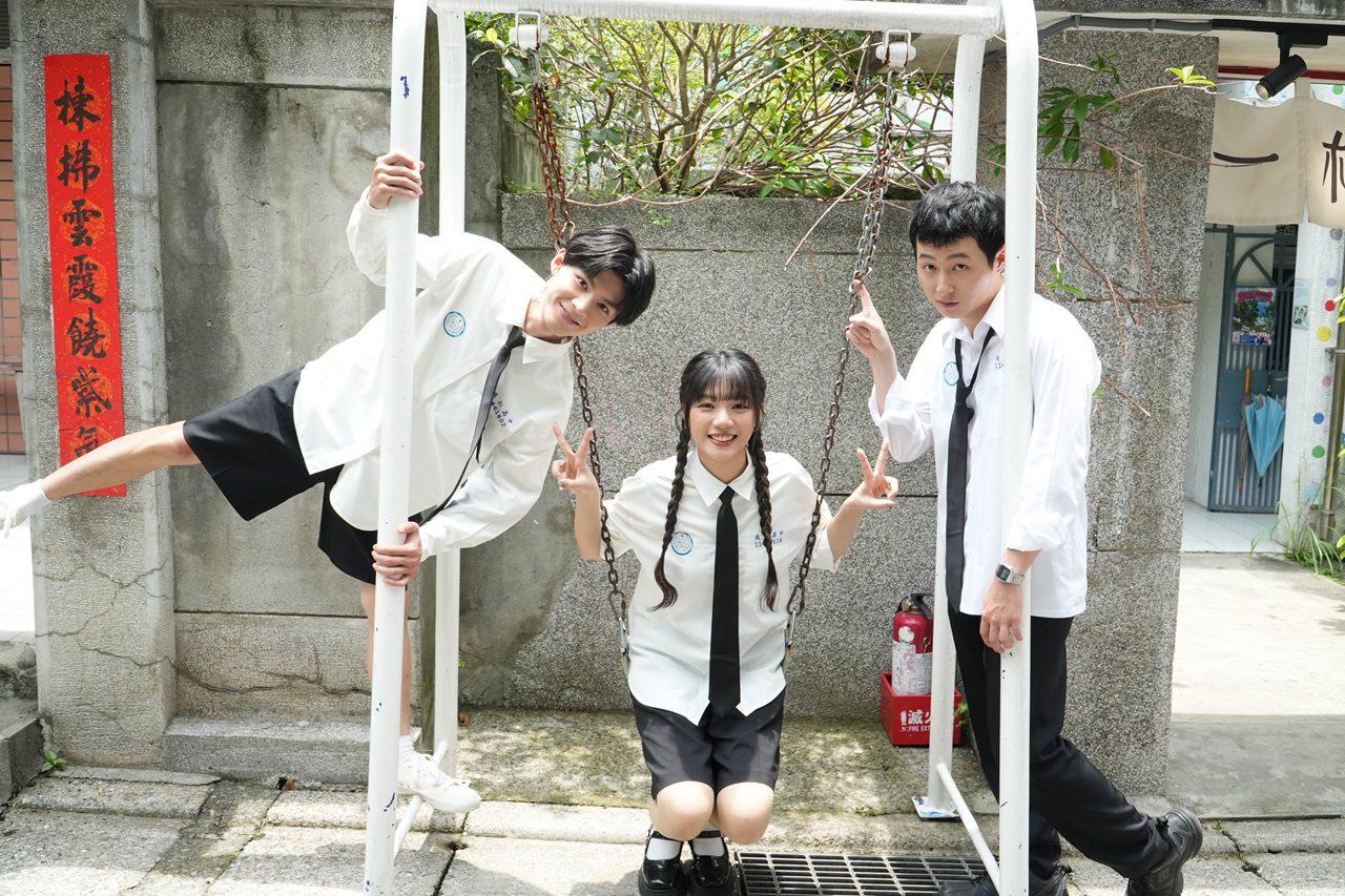 學生墜樓真相曝光?!木木目睹好友殞落情緒潰堤 學生墜樓真相曝光?!木木目睹好友殞落情緒潰堤