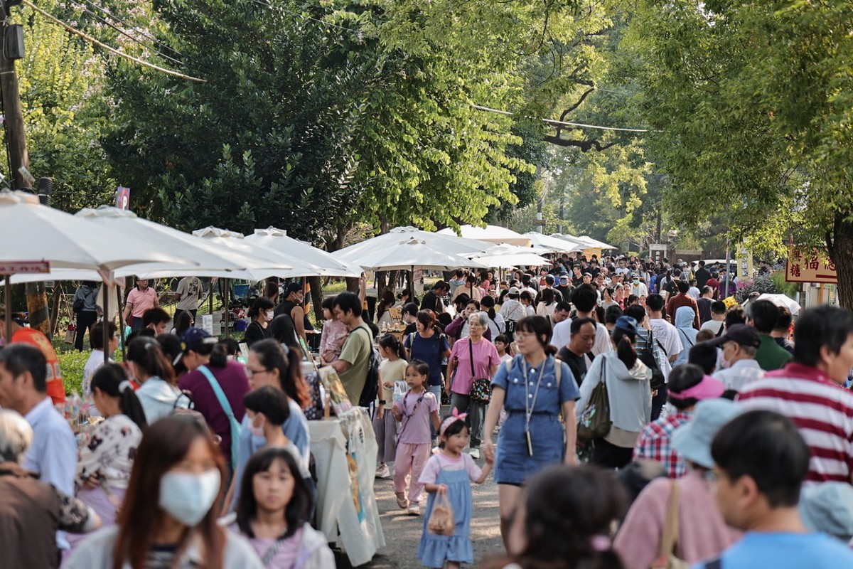 蜜柑同樂上千家庭 「橋頭糖藝文化節」熱度爆棚衝破兩萬人次 蜜柑同樂上千家庭 「橋頭糖藝文化節」熱度爆棚衝破兩萬人次