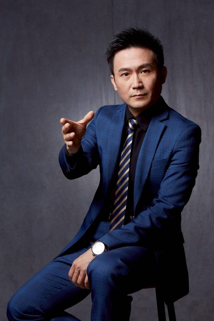 業界傳奇黃老師首度公開「雷龍式銷售」心法：九成客戶點頭成交的秘密武器