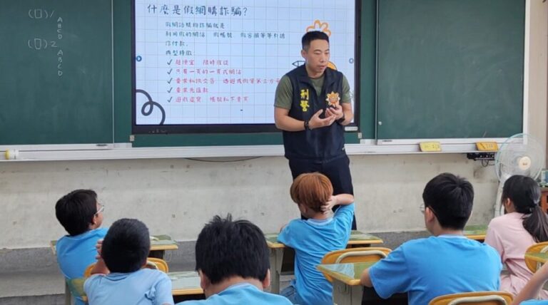 「分齡識詐」隨堂考超有梗！刑警哥哥走進校園  一堂課笑著識詐更有效