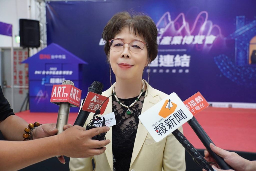 2025台中市區產業博覽會圓滿閉幕 中部產業強強聯手 人氣啦啦隊女孩 mingo 壓軸登場分享「幸福家的三要素」 2025台中市區產業博覽會圓滿閉幕 中部產業強強聯手 人氣啦啦隊女孩 mingo 壓軸登場分享「幸福家的三要素」