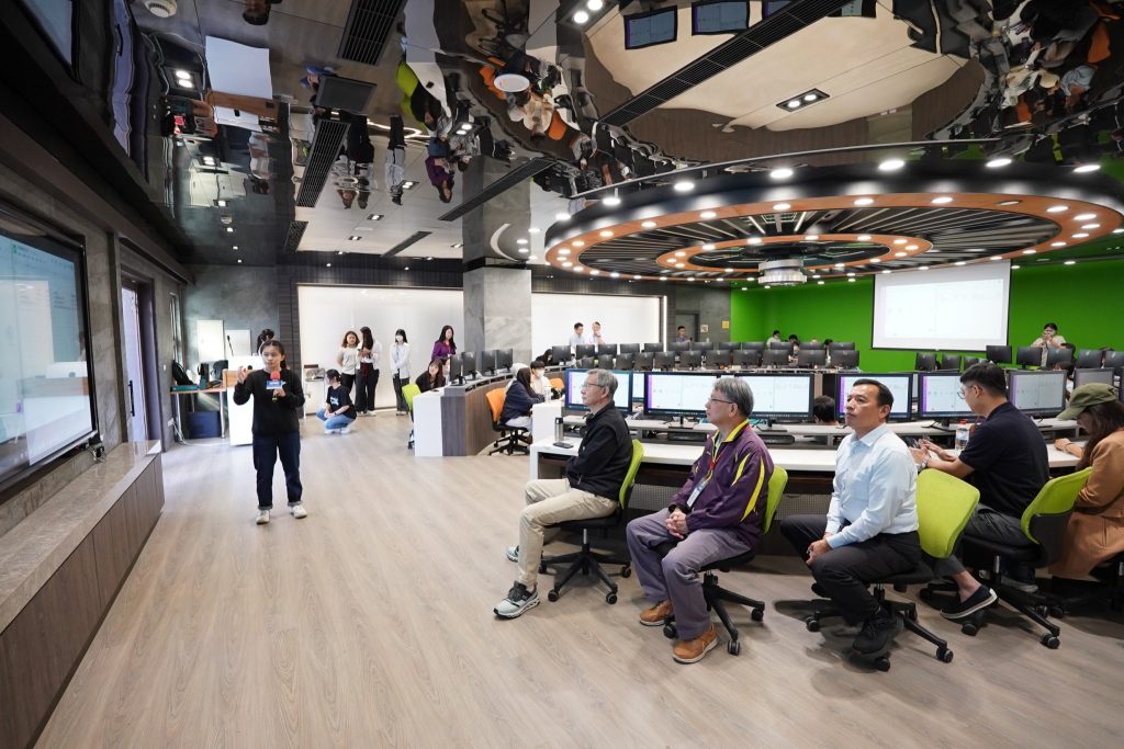 僑光科大培養AI數位科技應用人才 舉辦跨科技服務成果展 AI數位科技 × USR 展現技職教育新典範