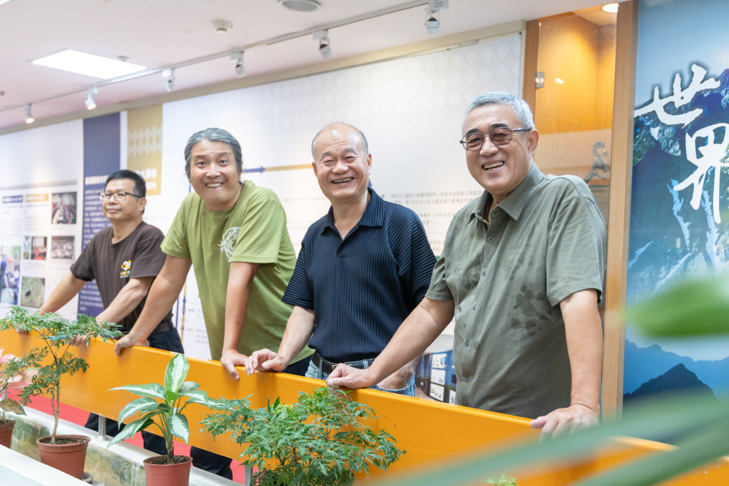 第二屆水里影展頒獎典禮後，策展人洪馬克導演將帶領得獎導演在台灣各縣市進行超過20場巡迴放映。(圖/影展單位 提供)