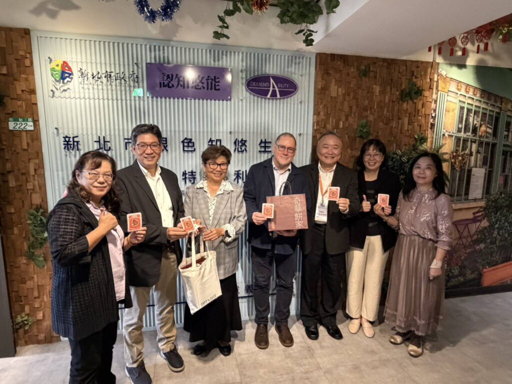 甄瑞興導入蒙特梭利「認知悠能」照護理念　助失智長者重拾生活自信