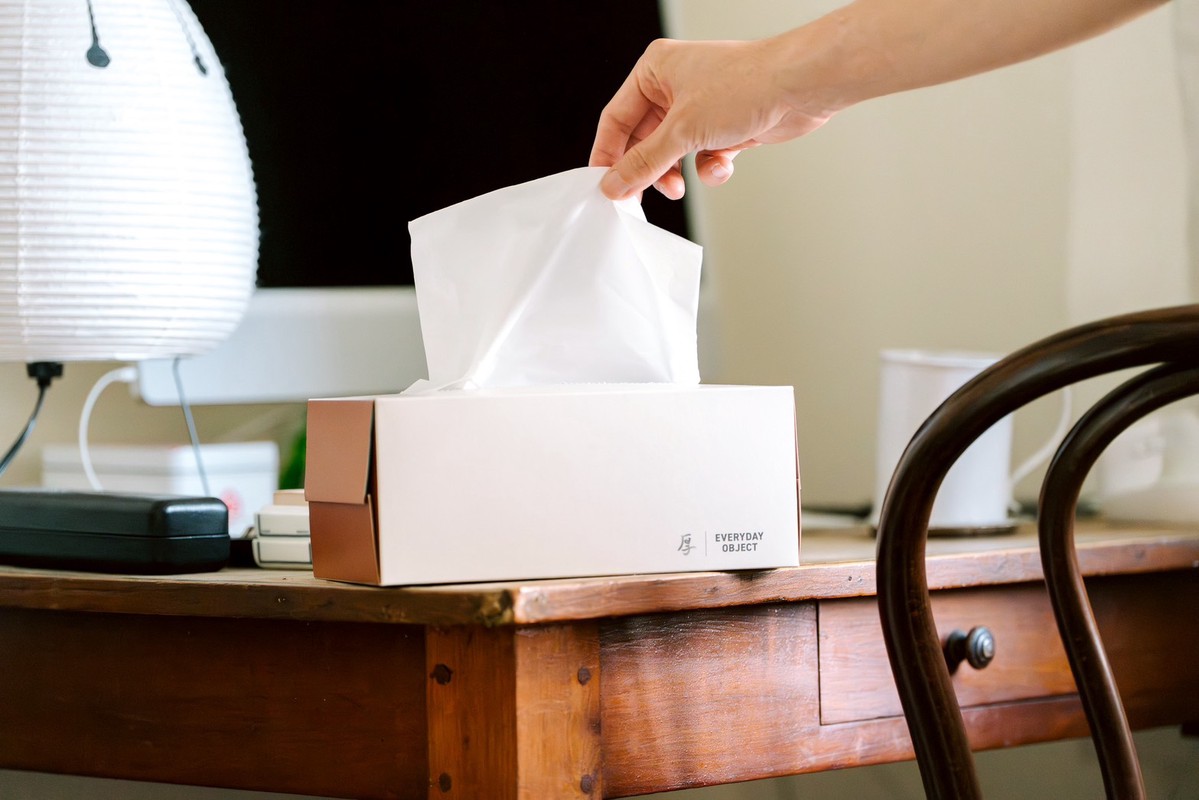 一款無需隱藏的面紙 – EO 聯名五月花「厚棒」將美帶入每天的微小瞬間