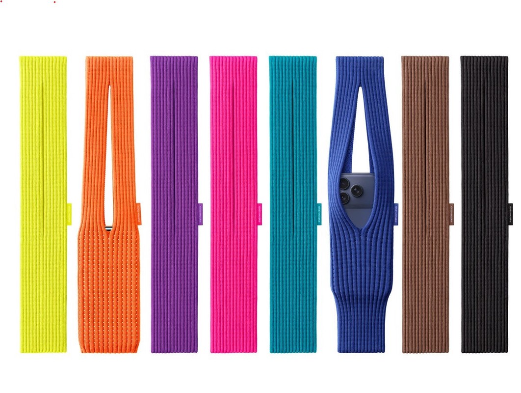 三宅加持iPhone Pocket 蘋果推「手機襪」進攻時尚圈 三宅加持iPhone Pocket 蘋果推「手機襪」進攻時尚圈