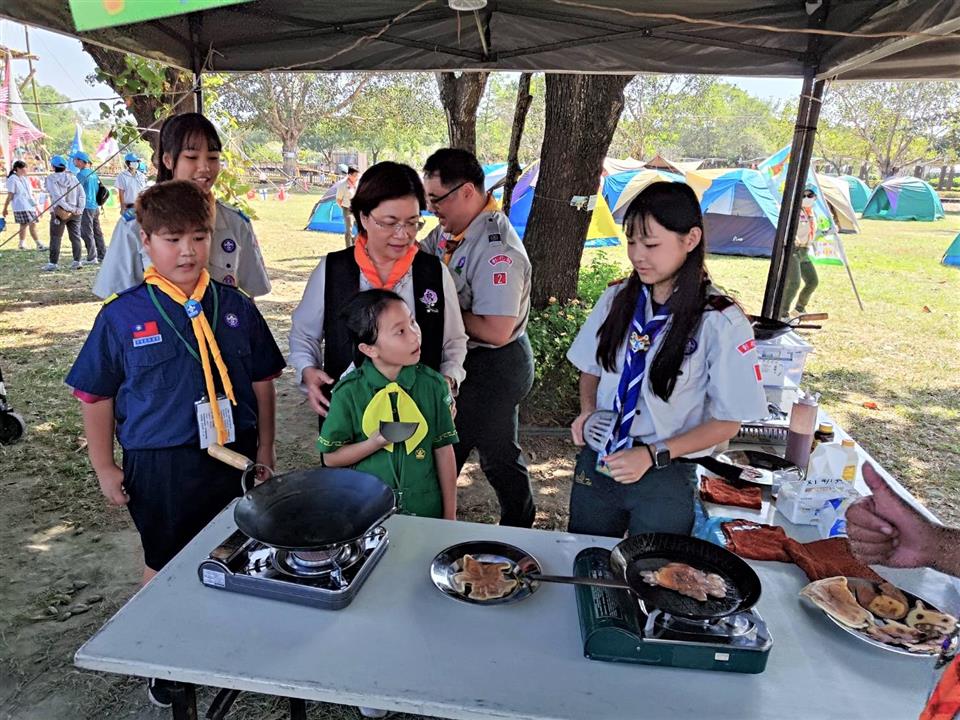 彰化縣社區暨各級學校童軍女童軍聯合大露營　 400人熱情參與