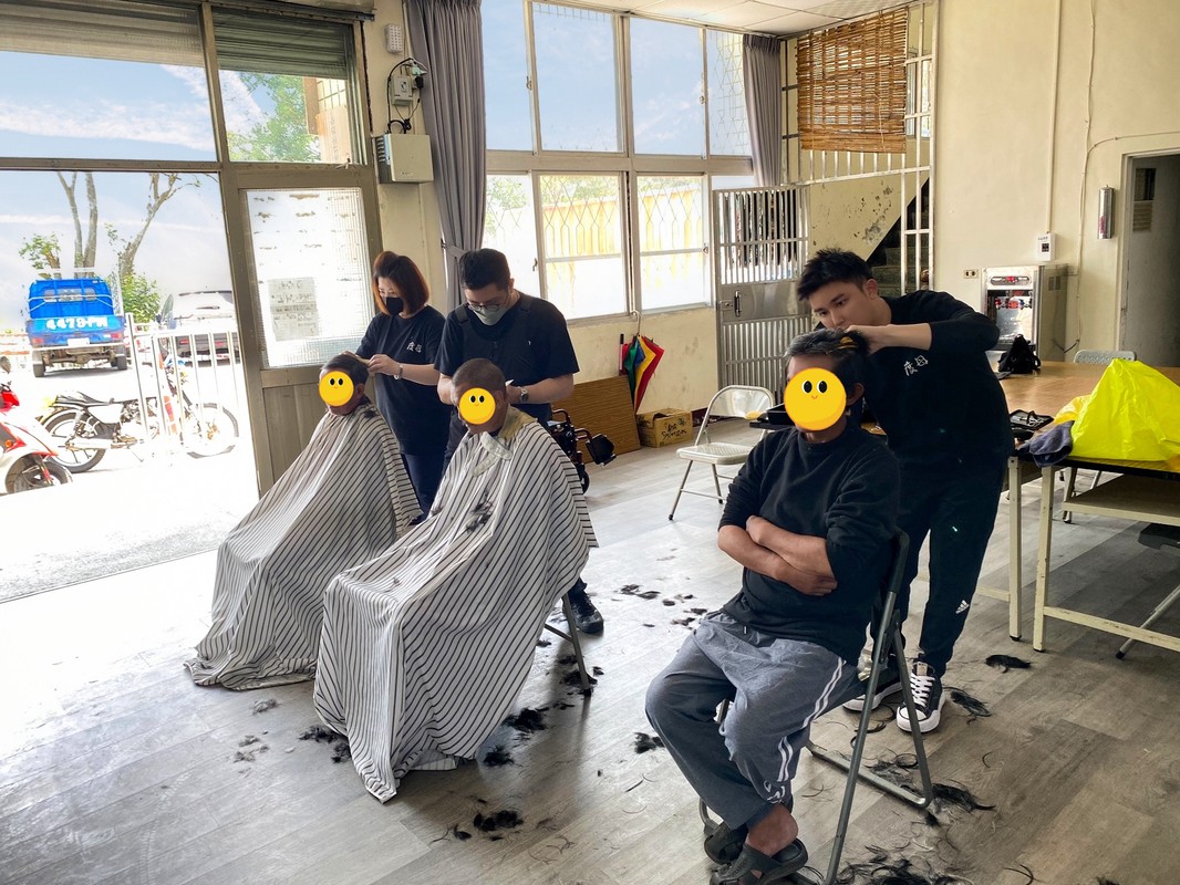 為自己而美 緻己美學以真實自信詮釋精緻人生 為自己而美 緻己美學以真實自信詮釋精緻人生