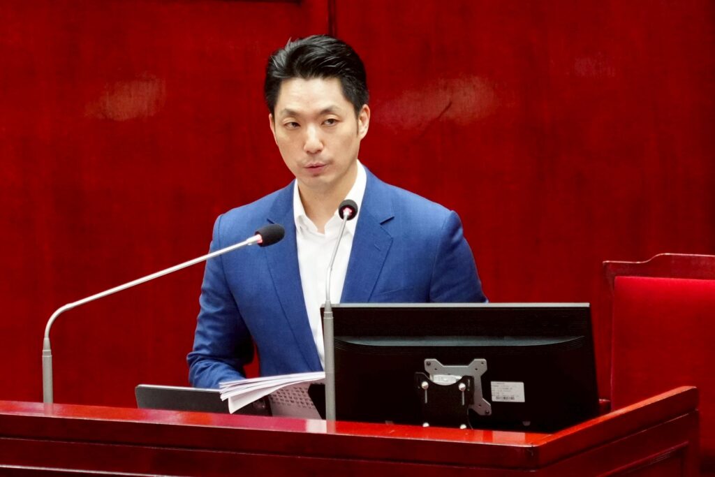 蔣萬安議會專案報告 揭台北AI廊帶與輝達總部規劃 蔣萬安議會專案報告 揭台北AI廊帶與輝達總部規劃