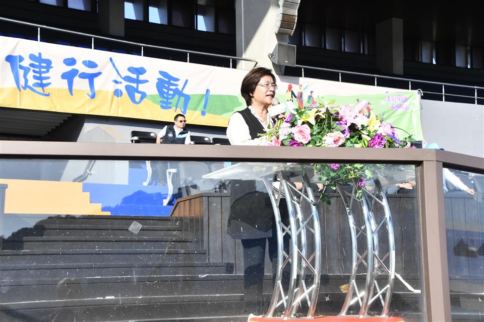 3,800人熱情參與 彰化勞資童樂會健行活動盛大登場 3,800人熱情參與 彰化勞資童樂會健行活動盛大登場