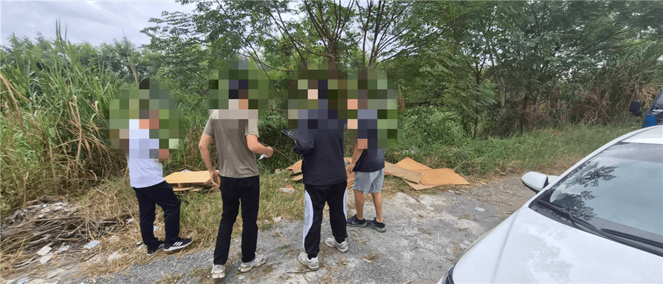 棧板亂丟貓羅溪河岸！彰化警循線揪出自小貨車　業者坦承:因貪一時之便