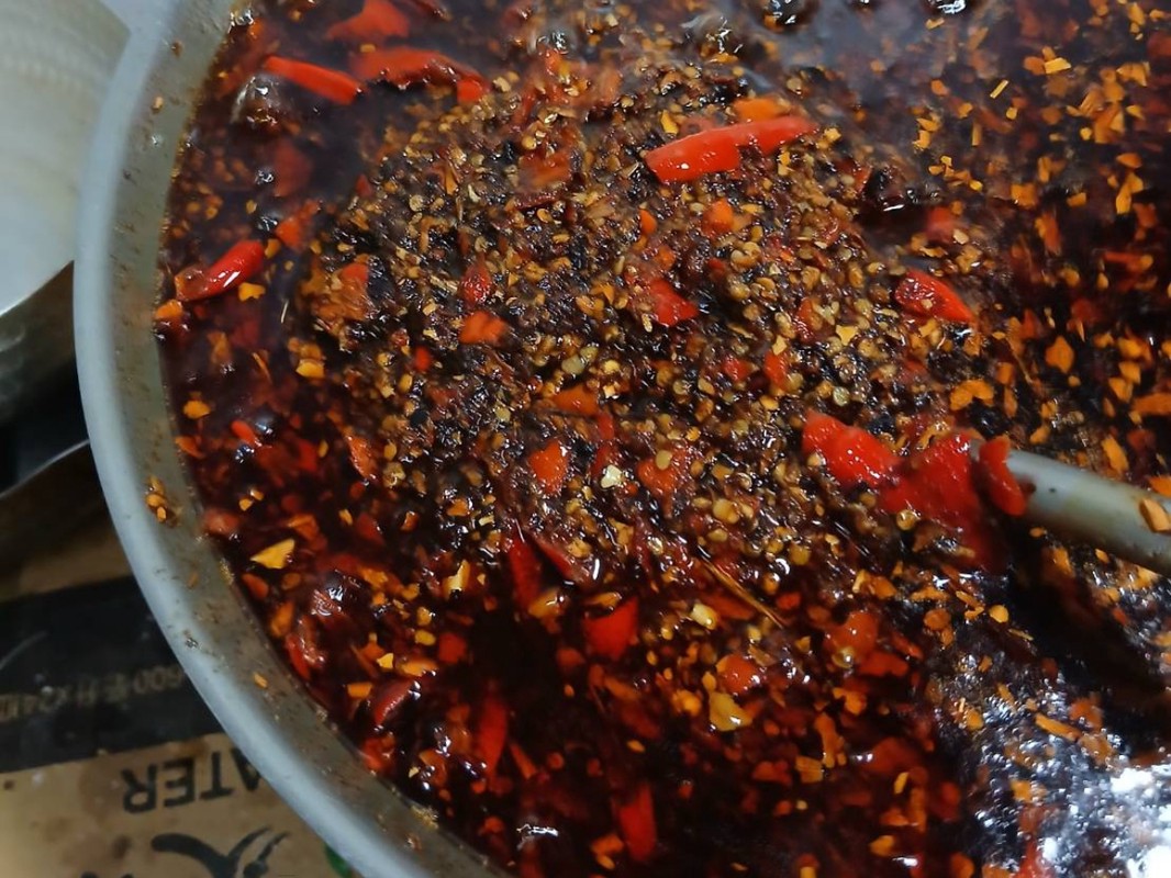 台東市建興路美食必吃！一塊塊香氣四溢的港式臭豆腐引人駐足