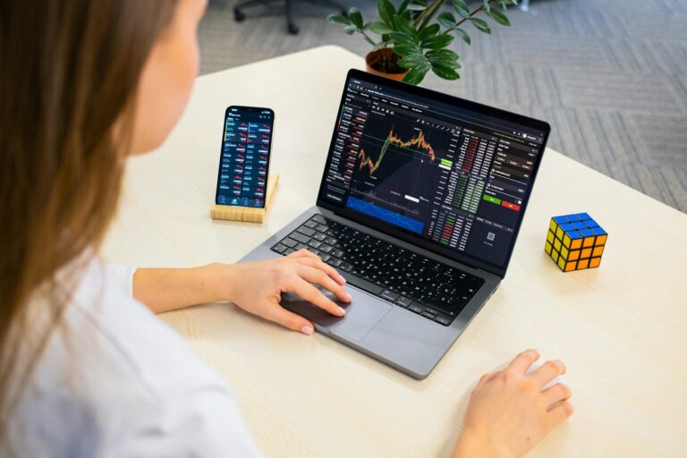 00929暴力升息12%！大戶回流、定期定額減幅創半年新低