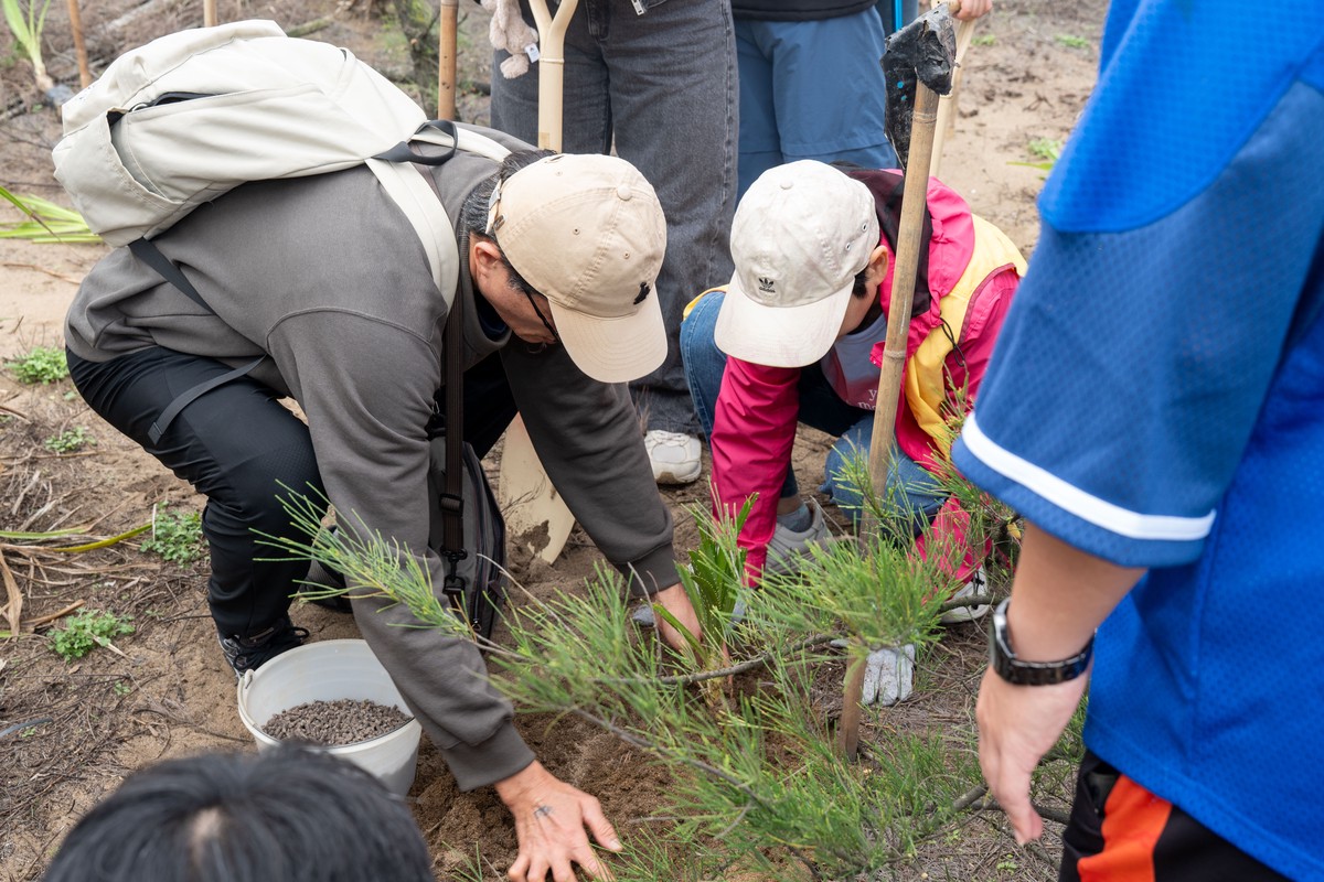 TOYOTA「一車一樹」100萬棵植樹達成紀念活動 9年行動凝聚全台車主力量 為海岸線種下永續希望