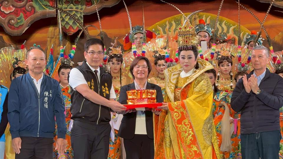 「2025彰化縣媽祖祈福文化節」祈福大戲 明華園戲劇總團社頭鄉果菜市場演出《紅塵菩提》