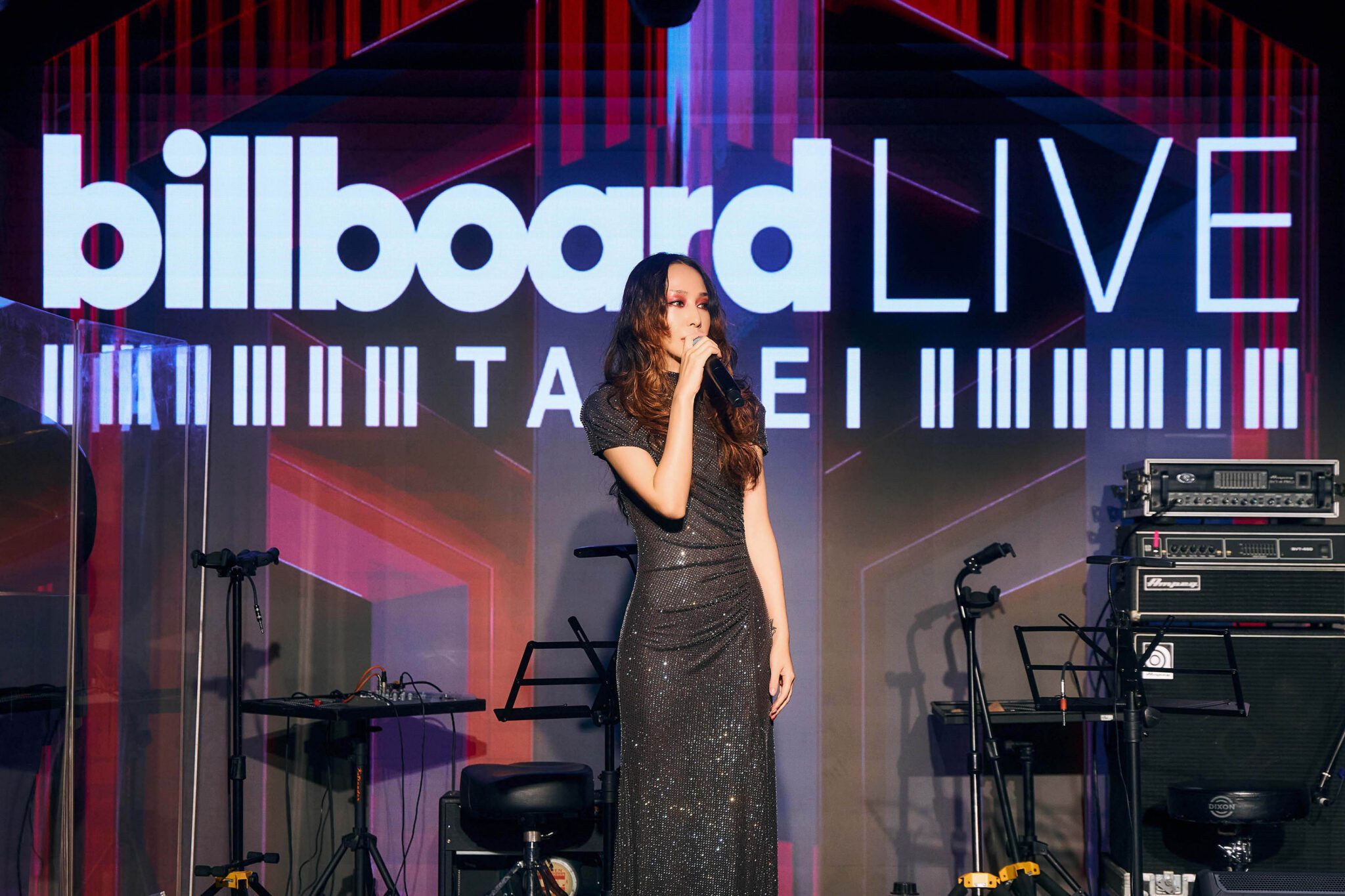 中島美嘉赤腳開箱 Billboard Live TAIPEI 喜收四場爆滿