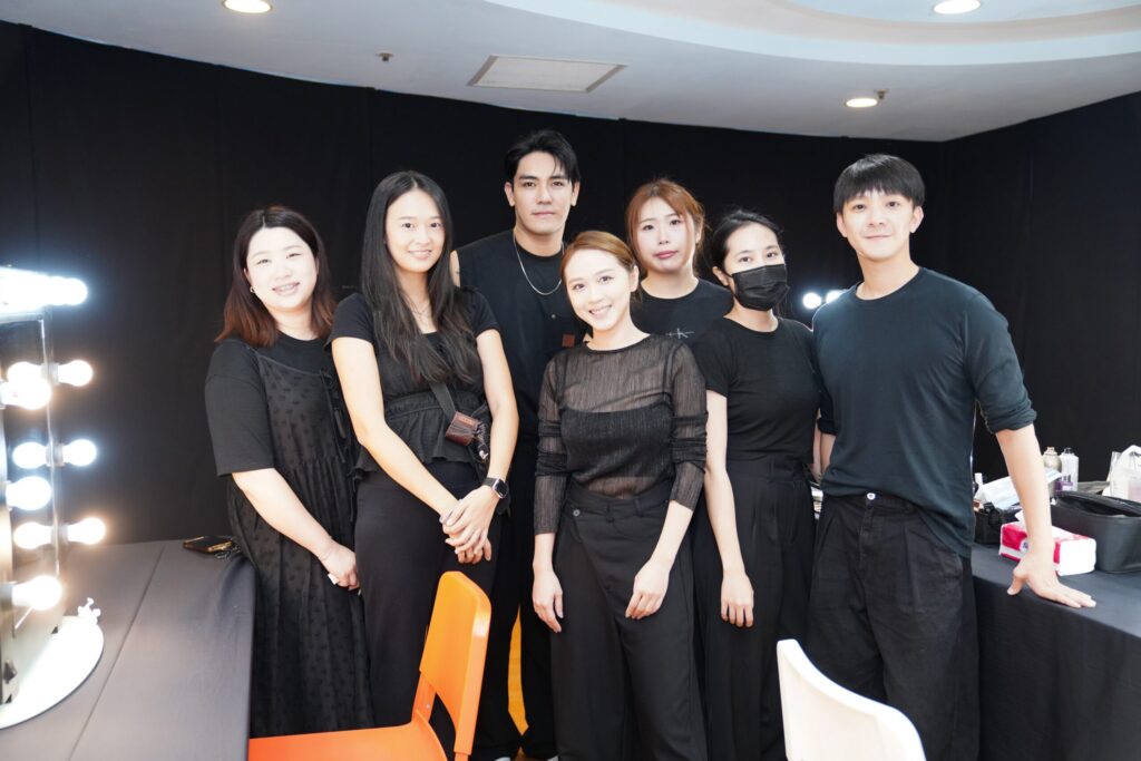 基隆女孩展現「自信無齡、性別無礙」 用行動詮釋美麗與勇氣的力量 基隆女孩展現「自信無齡、性別無礙」 用行動詮釋美麗與勇氣的力量