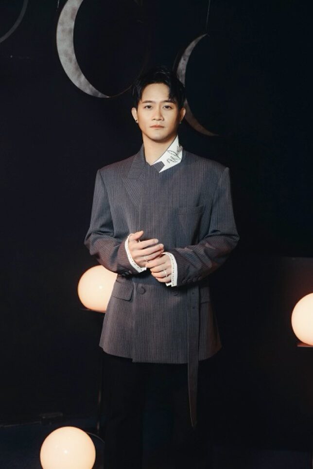 〈唱我們的歌 My Song〉MV也已同步在【大Q秉洛】YouTube官方頻道上線 〈唱我們的歌 My Song〉MV也已同步在【大Q秉洛】YouTube官方頻道上線