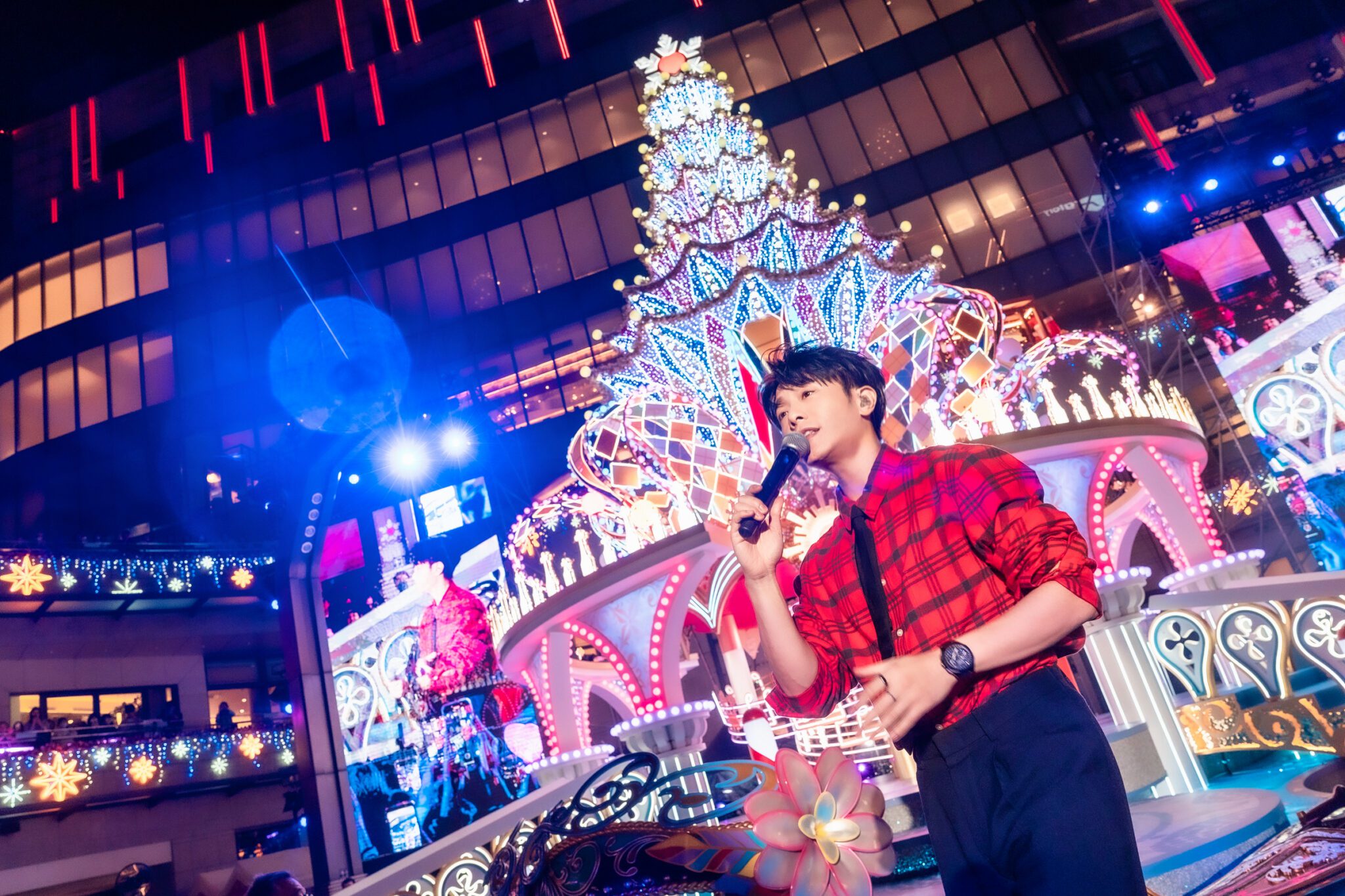 「愛‧Sharing」十週年主題《情定威尼斯》,打造全台最大聖誕慶典 「愛‧Sharing」十週年主題《情定威尼斯》,打造全台最大聖誕慶典