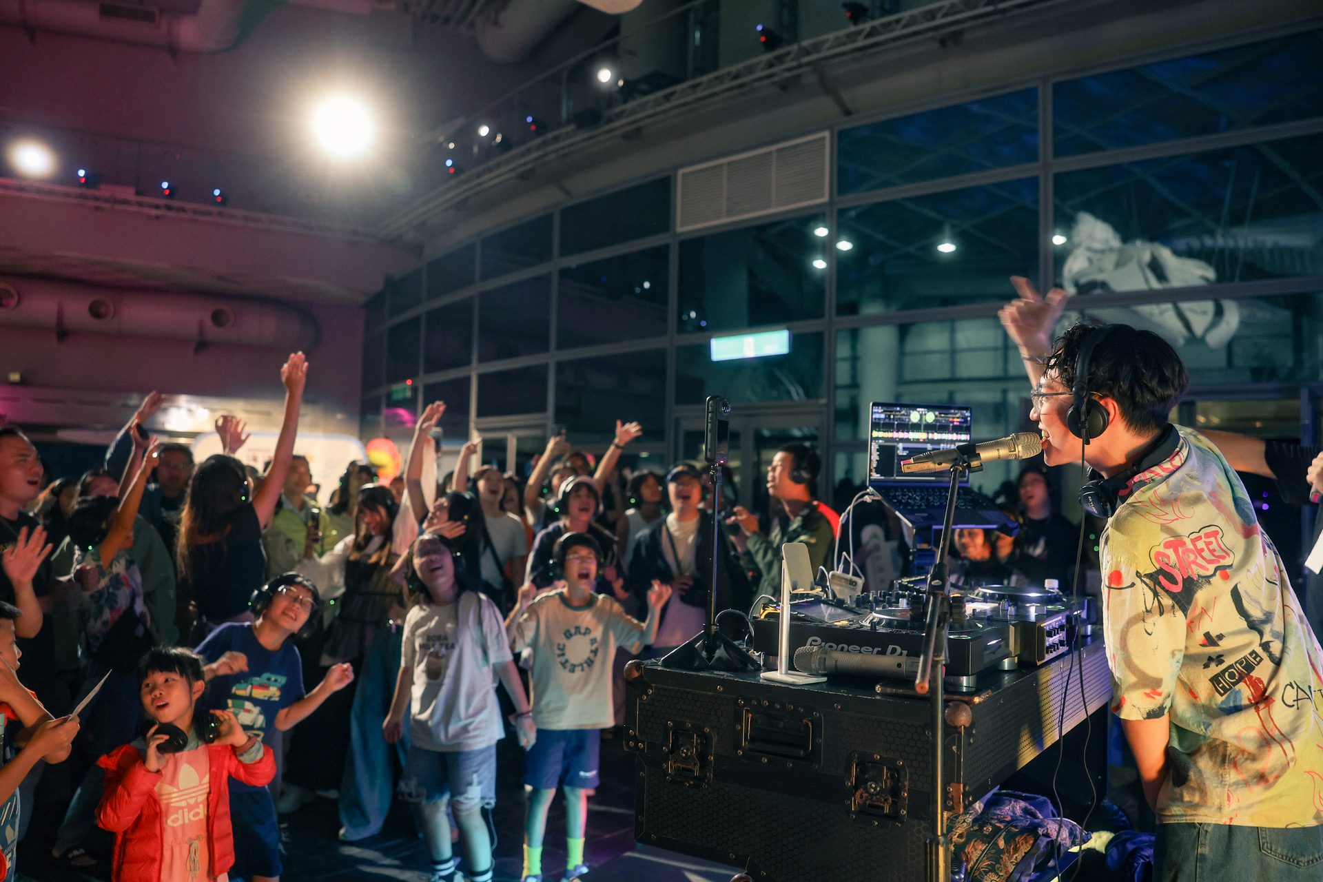 海洋生活祭完美落幕！海生館25週年「海海人生」Silent Disco 最夢幻體驗