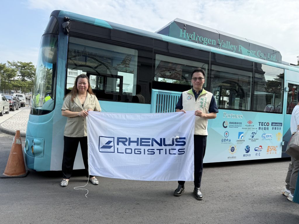 台灣首輛國產市區氫能巴士啟航 高雄製造進軍歐洲挑戰國際認證