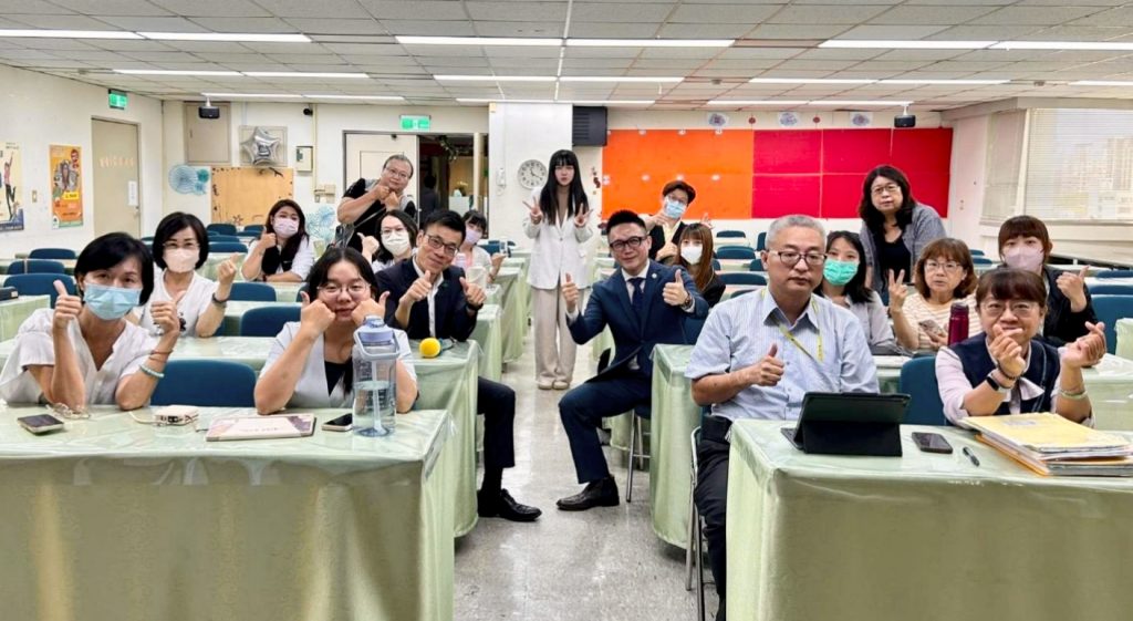 業界傳奇黃老師首度公開「雷龍式銷售」心法：九成客戶點頭成交的秘密武器