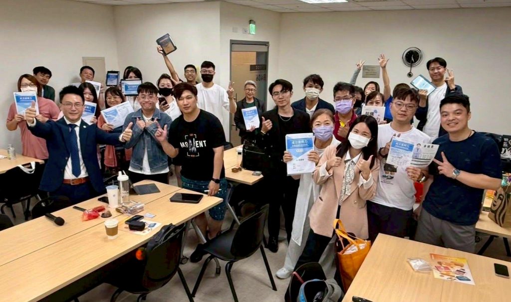 業界傳奇黃老師首度公開「雷龍式銷售」心法：九成客戶點頭成交的秘密武器