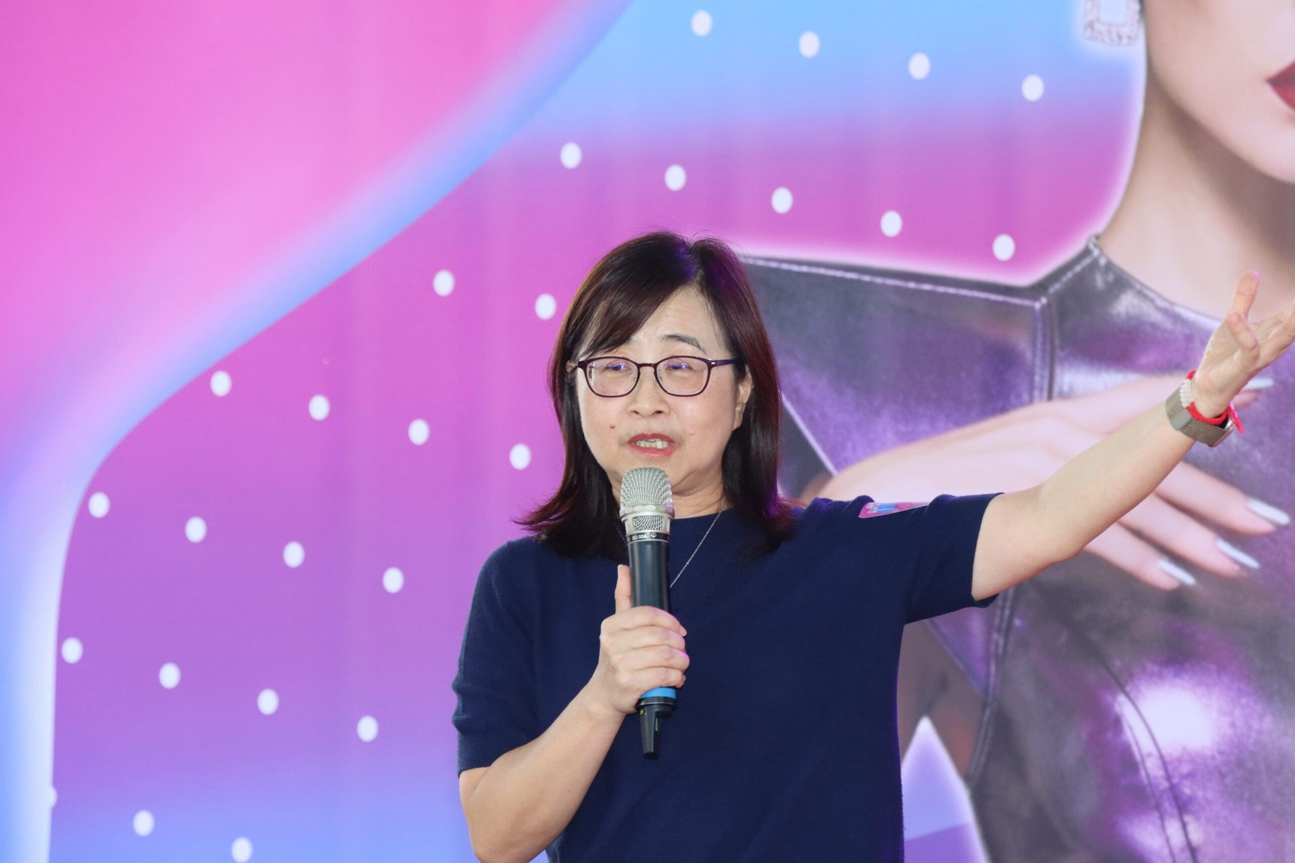 臺北網紅節超閃 陸筱晴、金吉娜現身香堤大道同樂 臺北網紅節超閃 陸筱晴、金吉娜現身香堤大道同樂