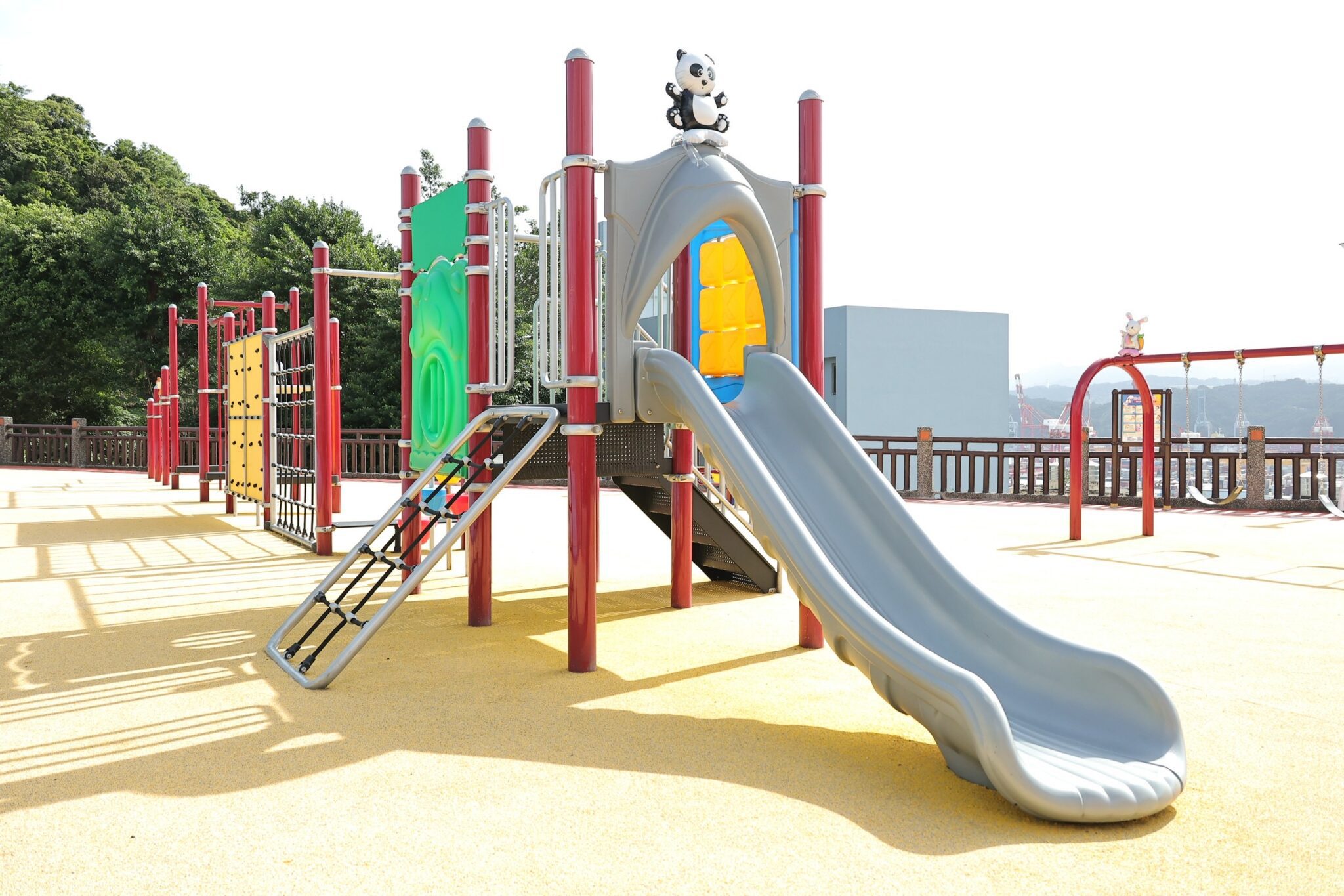 白米甕籃球場、遊戲場啟用　謝國樑：打造中山區全齡友善運動空間