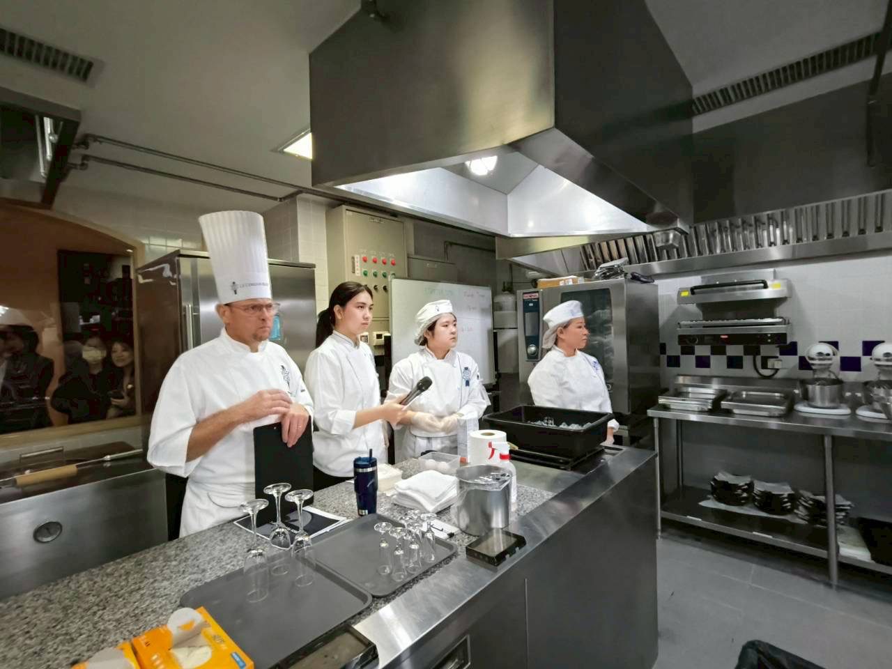 高雄海味與國際廚藝並進　永安龍虎斑躍上國際料理新秀　競賽舞台