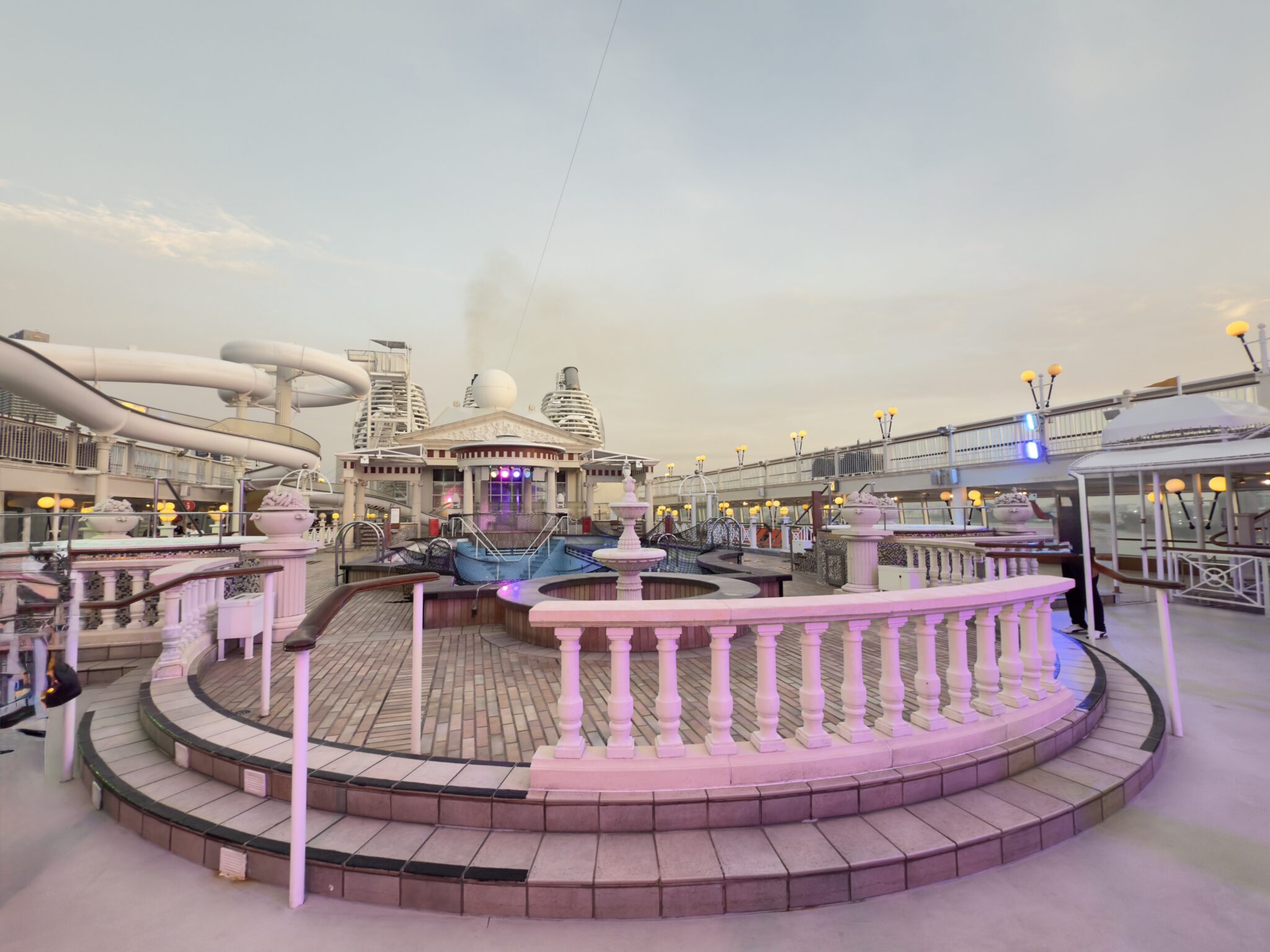 高雄航線新突破　麗星夢郵輪首創　直航菲律賓新航線