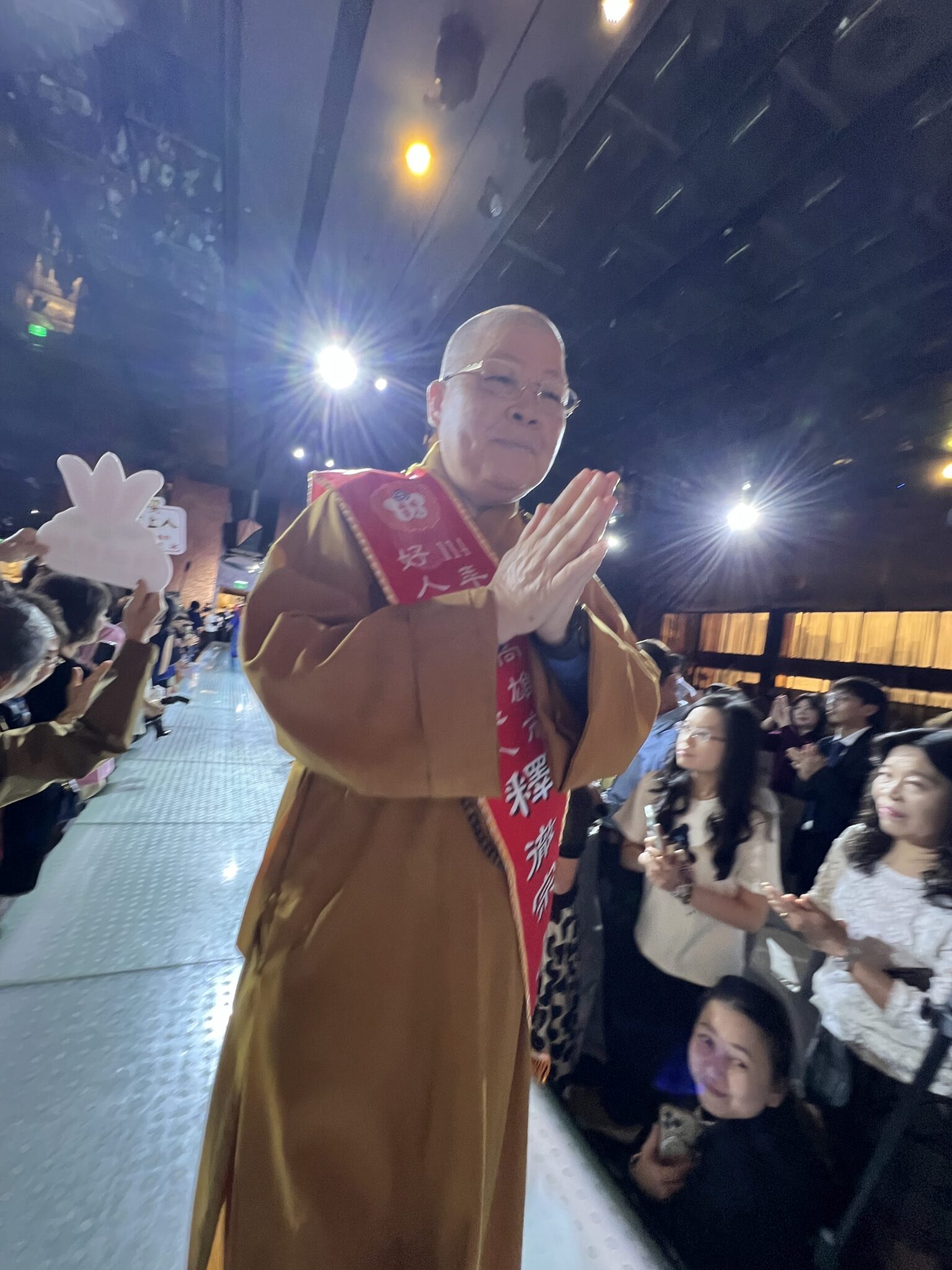 114年高雄市好人好事代表表揚大會 27位善行楷模齊聚 善的力量照亮高雄 114年高雄市好人好事代表表揚大會 27位善行楷模齊聚 善的力量照亮高雄