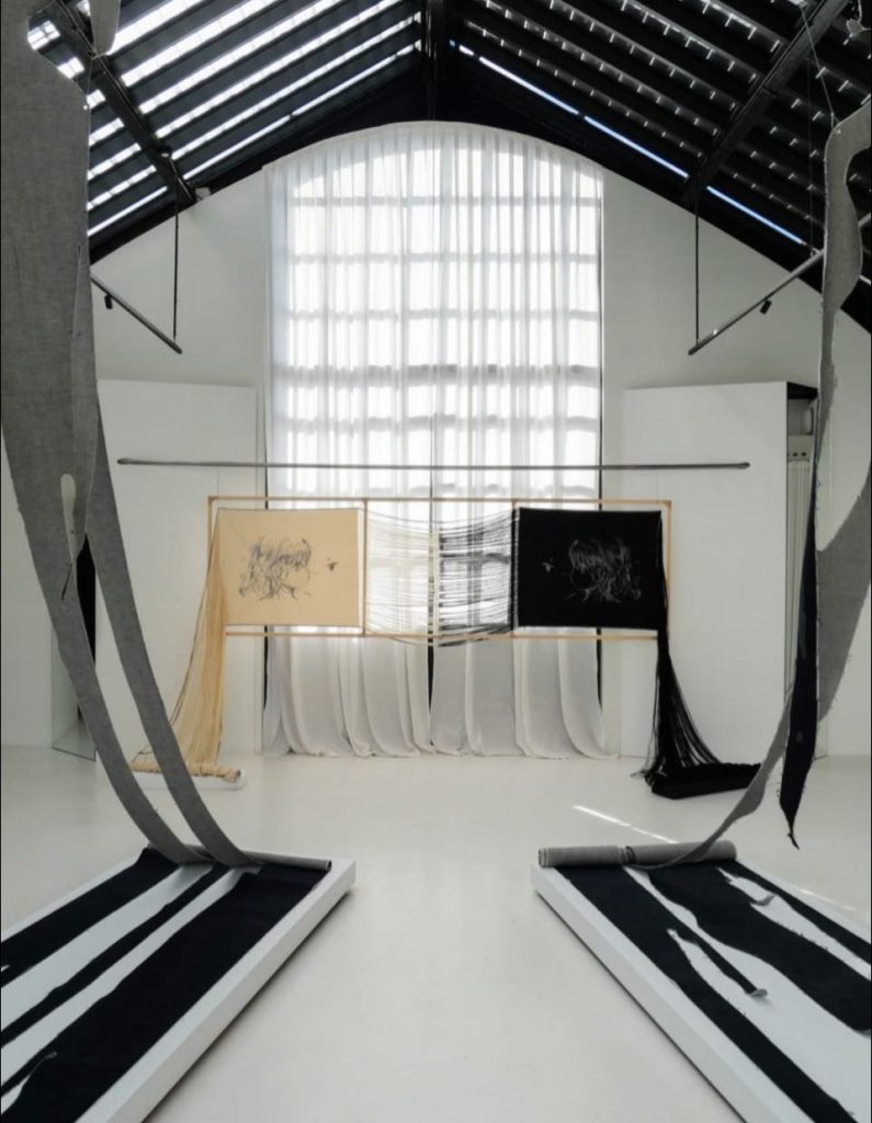 《留下來的，痕跡》 一件「皮膚」的再造