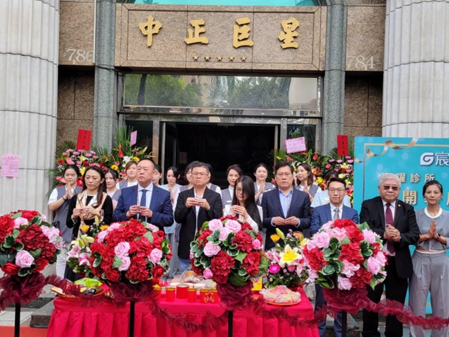 從專業出發、為健康而來 宸曜診所溫暖啟幕大桃園