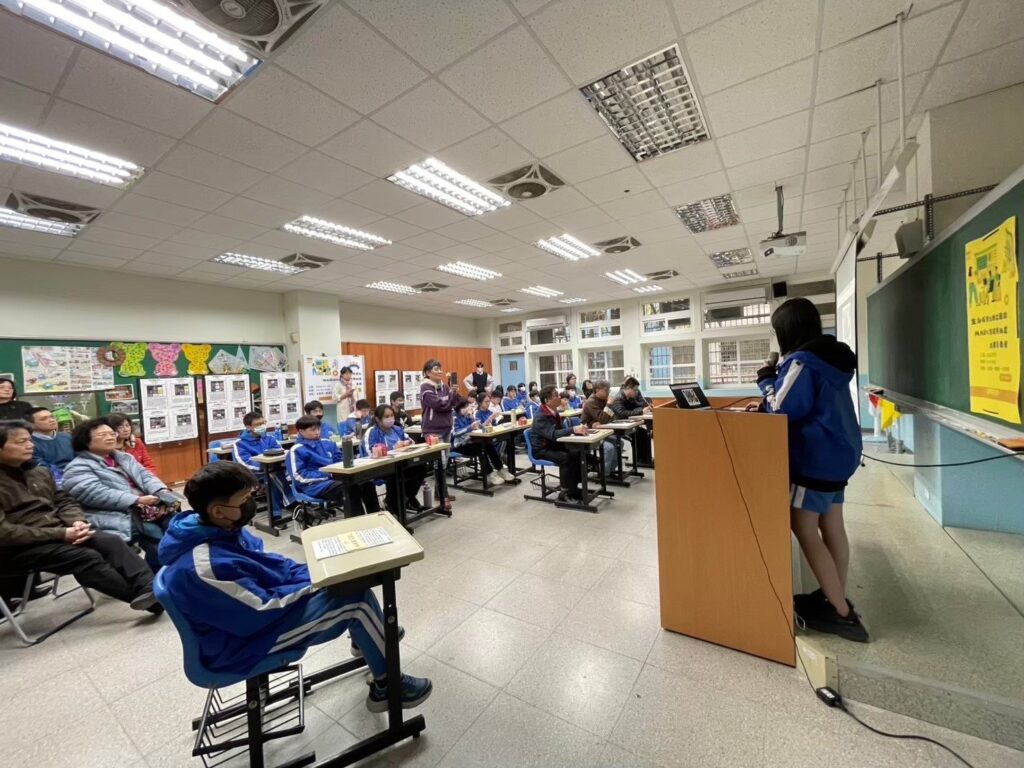 北市教育局推理財課程　「普發萬元」讓學生從自主領到聰明用