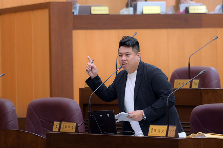 原民人口攀升資源待配比 蘇偉恩議員指原教與漁獵應獲保障 原民人口攀升資源待配比 蘇偉恩議員指原教與漁獵應獲保障