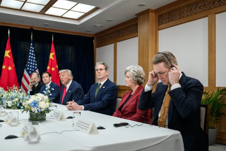 美國財長貝森特示警：房市恐陷衰退 籲聯準會加速降息