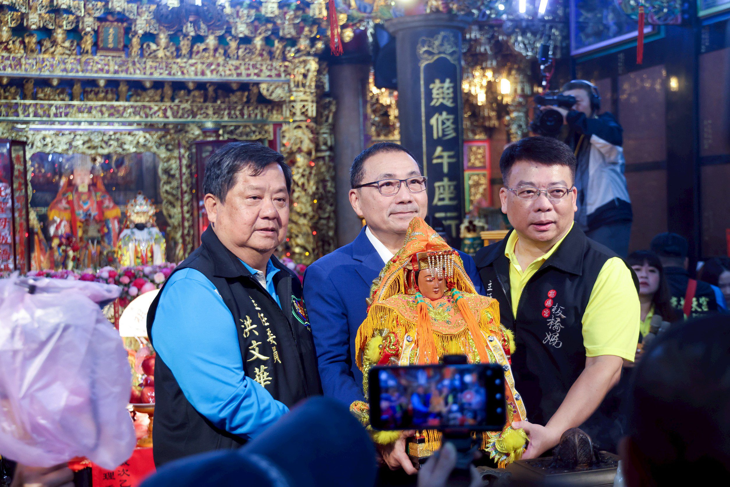 板橋慈惠宮與白沙屯拱天宮百年會香　侯友宜祈佑市民安居樂業