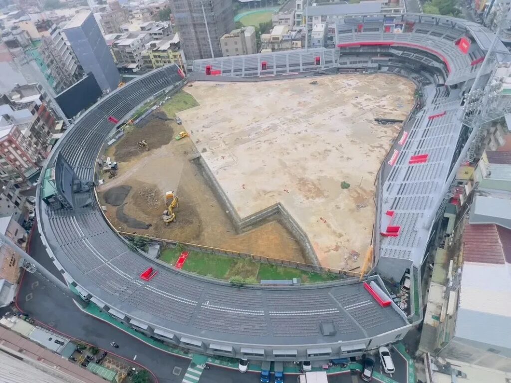 網傳市府未驗收亂挖?竹市府怒回:統包商才是拖工元凶 網傳市府未驗收亂挖?竹市府怒回:統包商才是拖工元凶